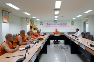 ประชุม​ตัวแทน​นิสิต​และ​หัวหน้า​ห้อง​ เพื่อสรุปงานและ​เตรียม​ความพร้อม​โครงการ