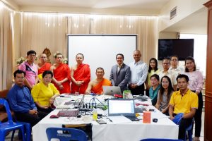 รองคณบดีคณะสังคมศาสตร์ ฝ่ายบริหาร ตรวจเยี่ยมให้กำลังใจคณะทำงานจัดทำ SAR ​ระดับ​หลักสูตร​รวม คณะสังคมศาสตร์​