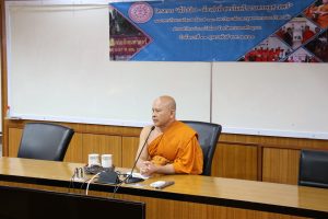 คณบดีคณะสังคมศาสตร์ เป็นประธานเปิดโครงการ ‘‘พี่รับน้อง-น้องส่งพี่ สานไมตรีชาวเศรษฐศาสตร์’’