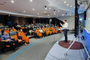 ผู้บริหารคณะสังคมฯ อบรมเชิงปฏิบัติการ เรื่อง “การถ่ายทอดกลยุทธ์สู่การวัดผลความสำเร็จ”