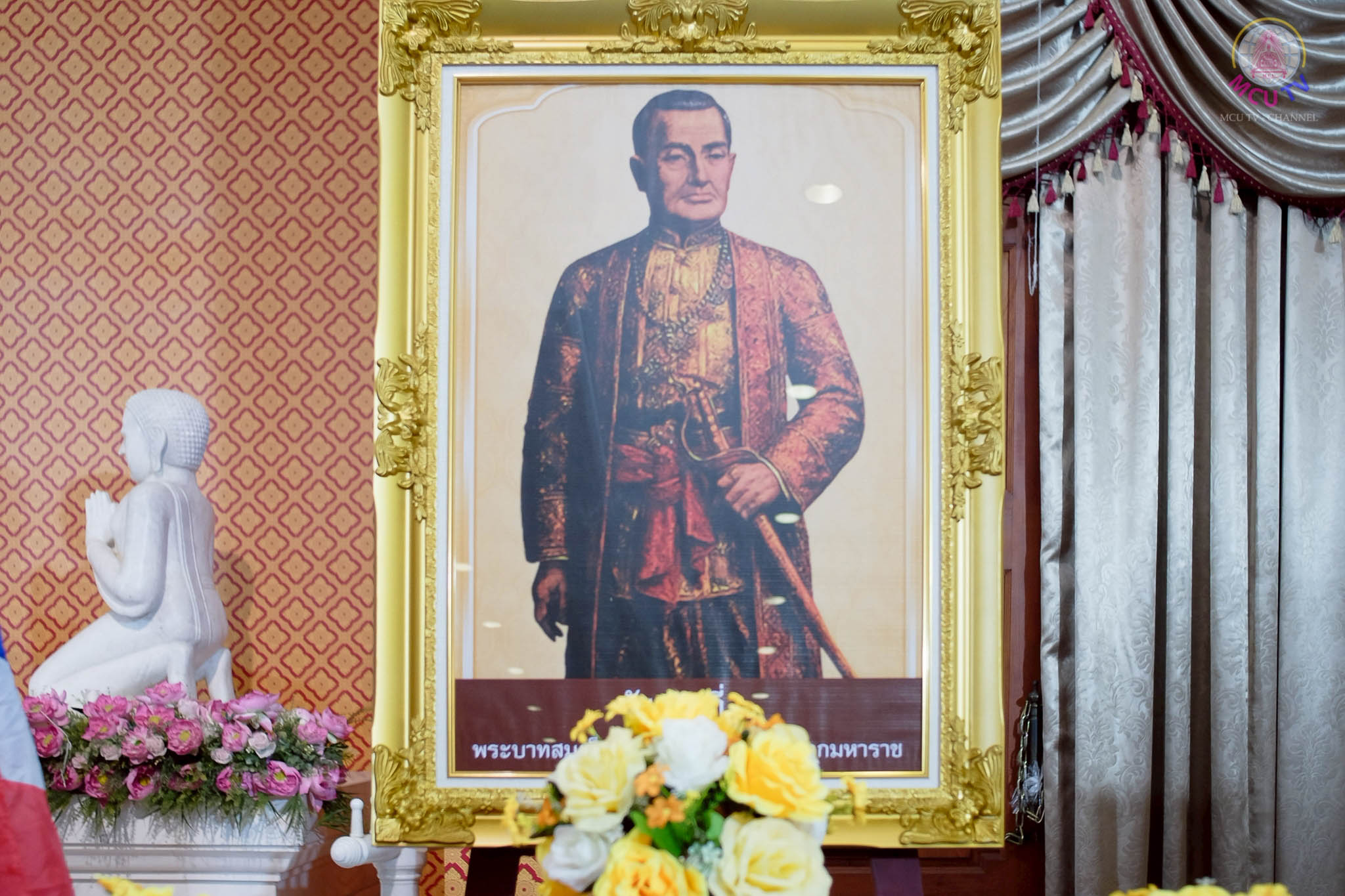 บุคลากรคณะสังคมฯ ร่วมพิธีเจริญพระพุทธมนต์เฉลิมพระเกียรติ พระบาทสมเด็จพระพุทธยอดฟ้าจุฬาโลกมหาราช เนื่องในวันจักรีและวันที่ระลึกมหาจักรีบรมราชวงศ์