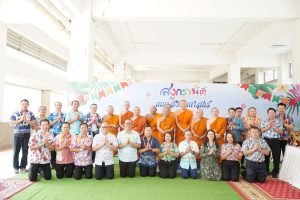 คณะสังคมศาสตร์ จัดโครงการส่งเสริมอนุรักษ์ประเพณีและวัฒนธรรมไทย จัดกิจกรรมวันสงกรานต์